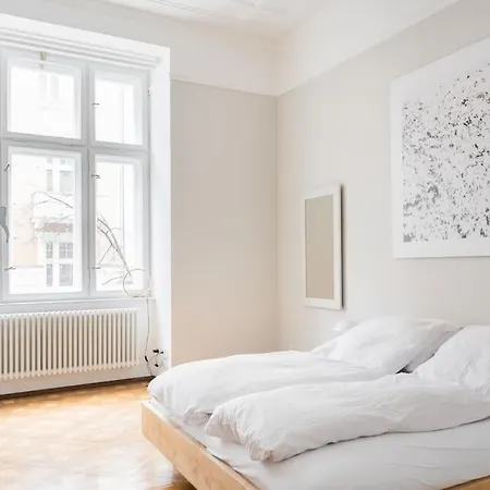 Center 110 M2 Spacious And Elegant * Warszawa