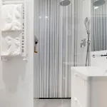 Center 110 M2 Spacious And Elegant *