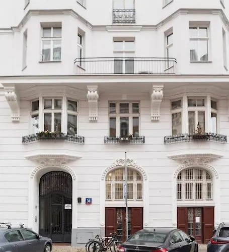 Center 110 M2 Spacious And Elegant *